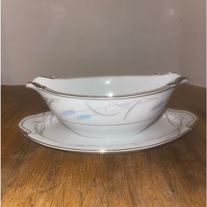 Vintage Valmont China Gravy Boat Pattern Royal Wheat
